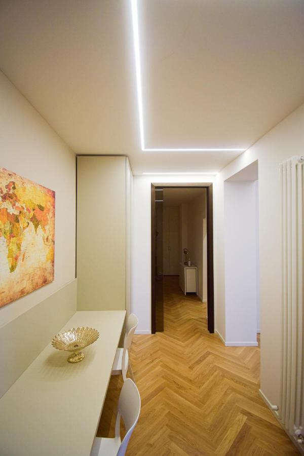 Sibilla Suite Apartment - Via Piella 14 Bologna Bagian luar foto