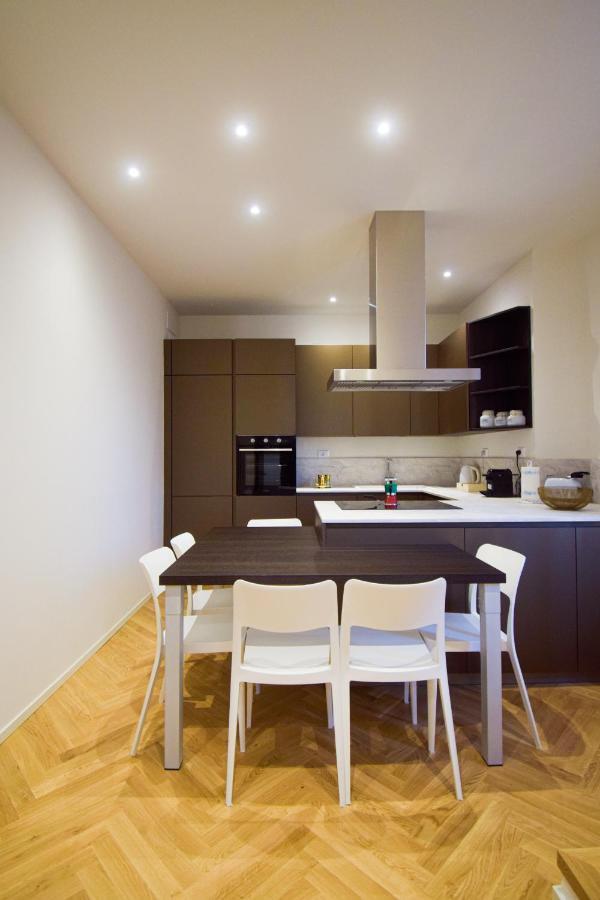 Sibilla Suite Apartment - Via Piella 14 Bologna Bagian luar foto