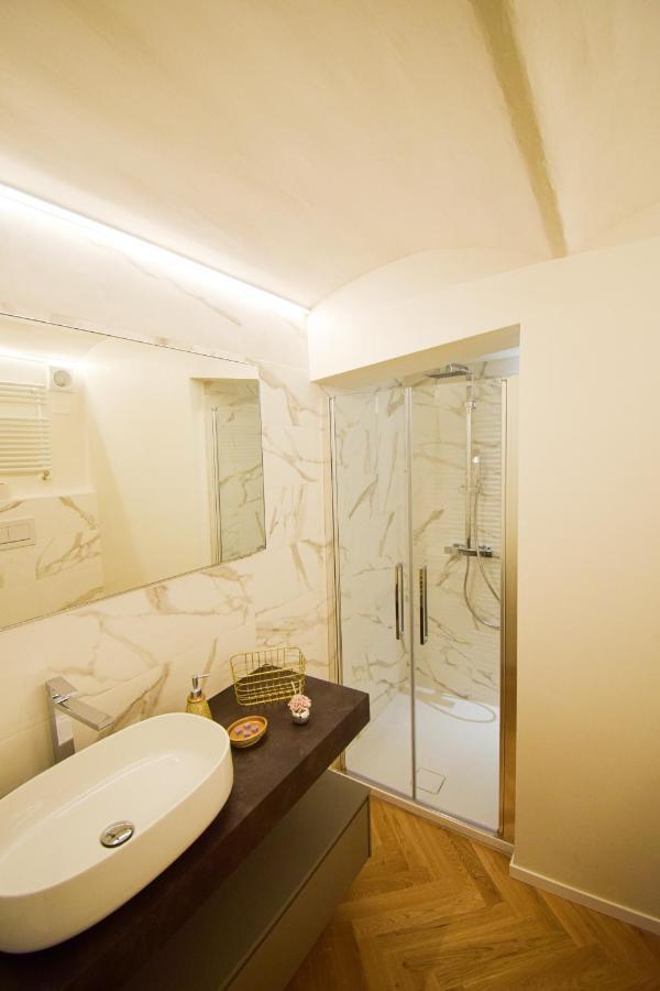 Sibilla Suite Apartment - Via Piella 14 Bologna Bagian luar foto