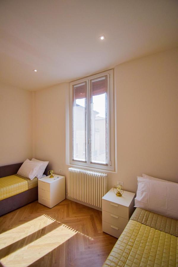 Sibilla Suite Apartment - Via Piella 14 Bologna Bagian luar foto