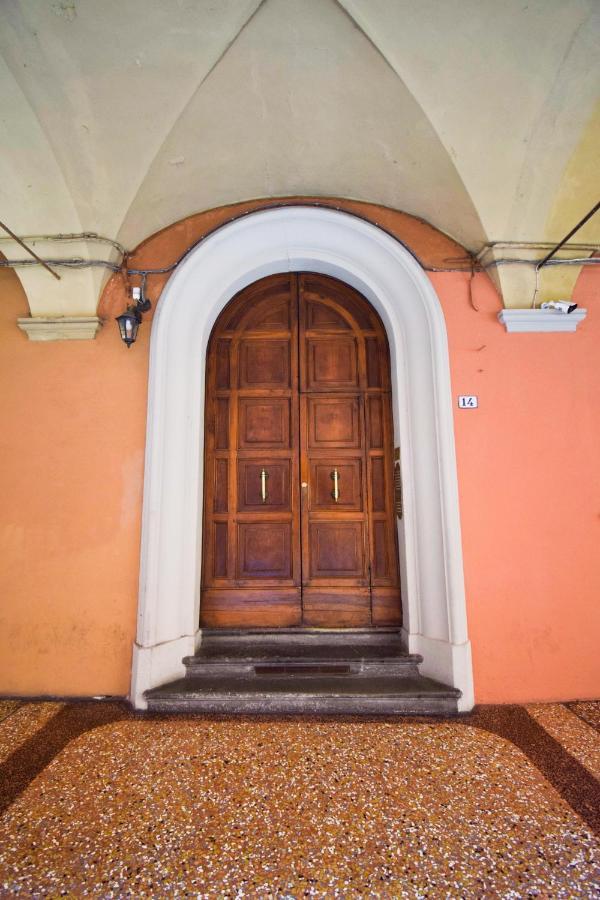 Sibilla Suite Apartment - Via Piella 14 Bologna Bagian luar foto